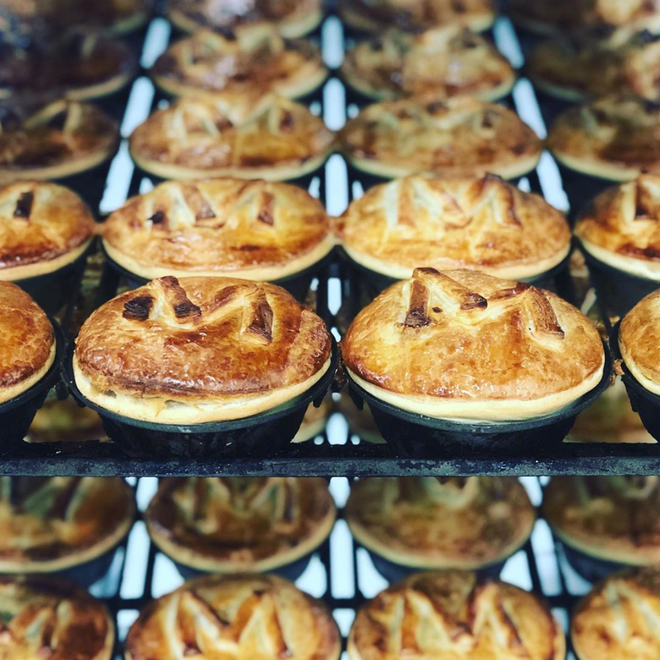VEGE PIES &amp; ROLLS